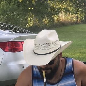 Meet your Posher, Jalil